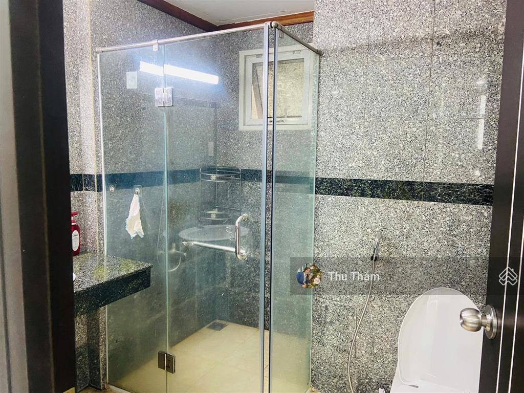 Cho thuê căn duplex cc giai việt, 295m2, full nội thất, 6pn nhà mới, đẹp, căn góc giá chỉ 22tr