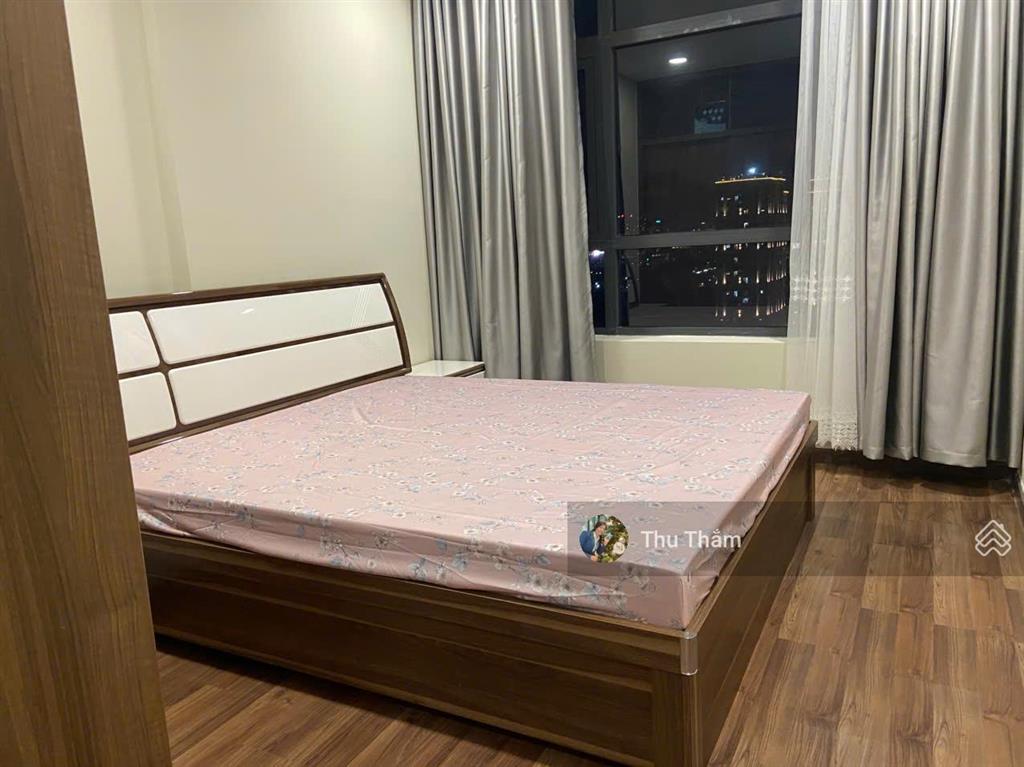 Cho thuê 1pn full nội thất, nhà mới, view bitexco, landmark  0908 155 ***
