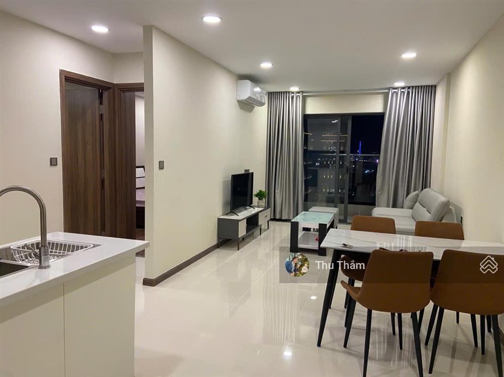 Cho thuê 1pn full nội thất, nhà mới, view bitexco, landmark  0908 155 ***