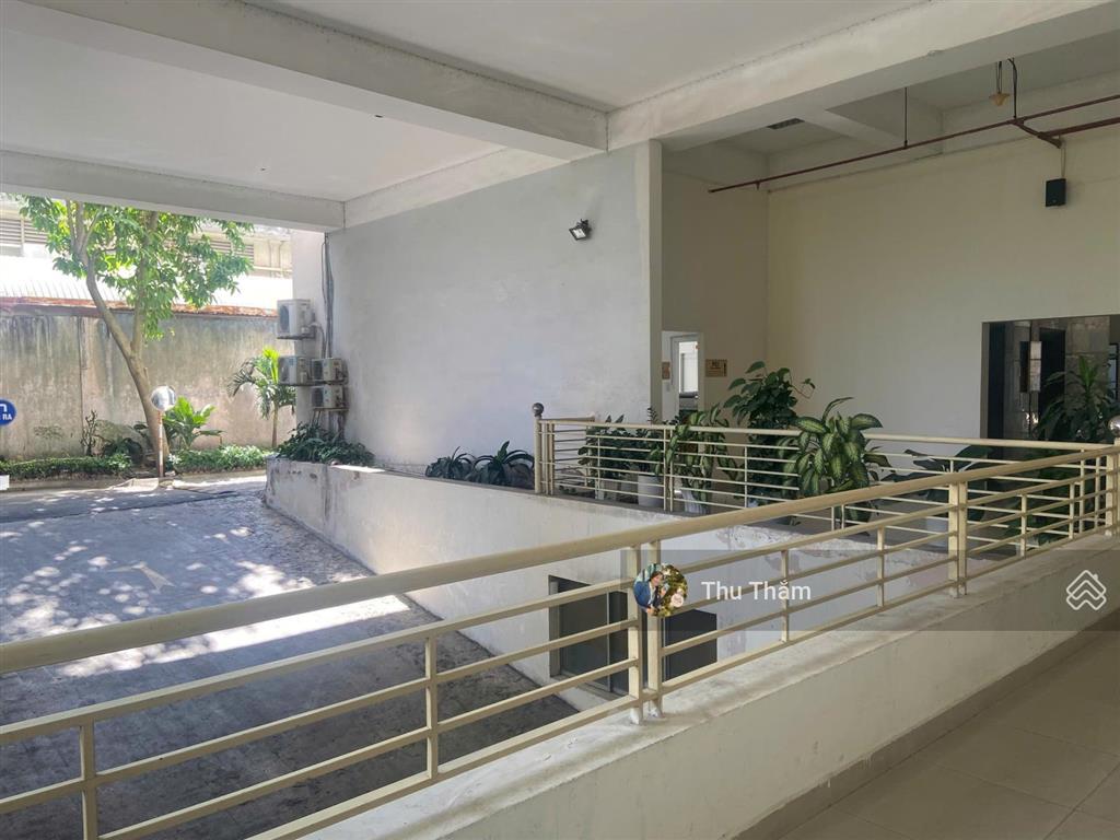 Bán penhouse chung cư vạn đô, bến vân đồn, 171m2, sổ hồng full nội thất  0908 155 ***