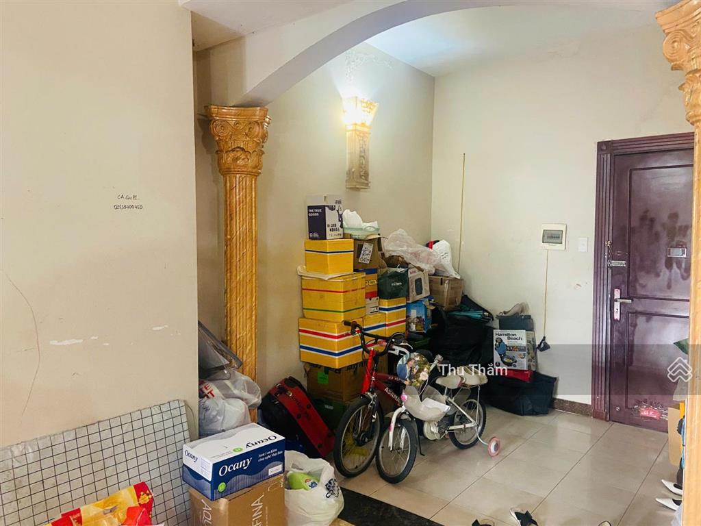 Bán penhouse chung cư vạn đô, bến vân đồn, 171m2, sổ hồng full nội thất  0908 155 ***