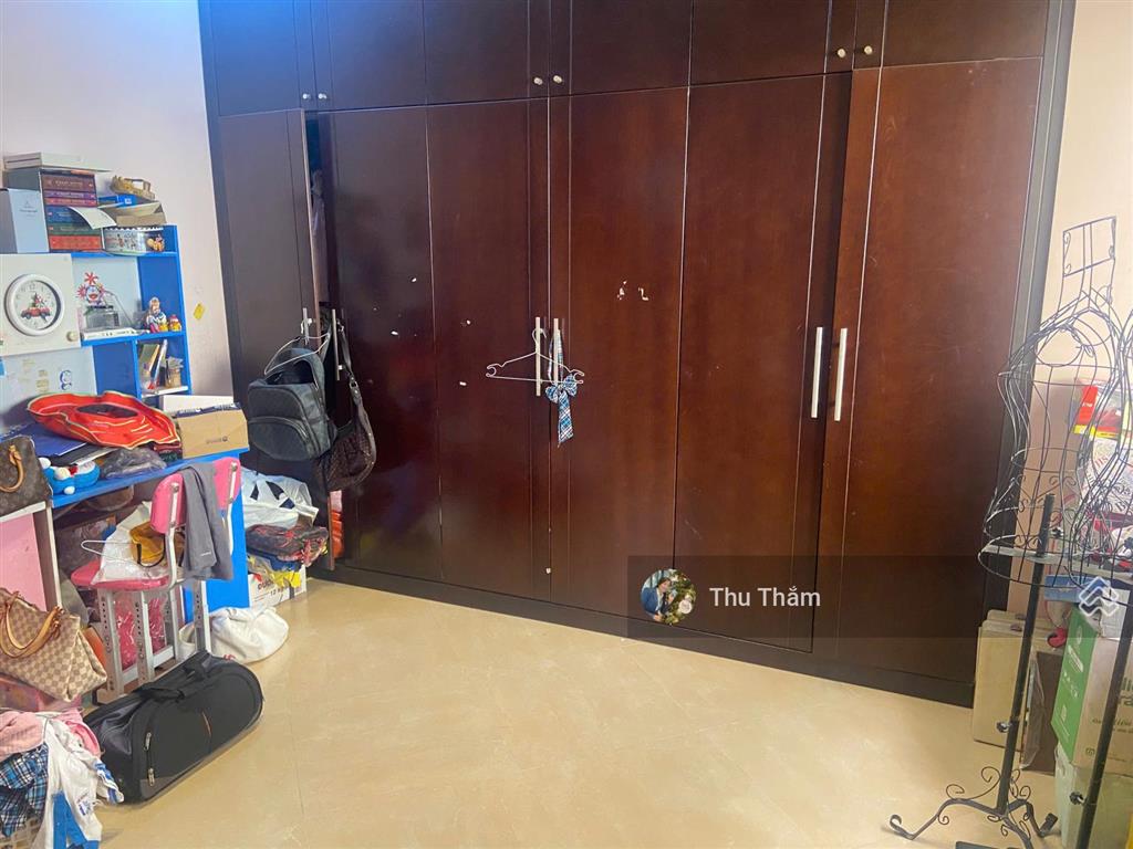 Bán penhouse chung cư vạn đô, bến vân đồn, 171m2, sổ hồng full nội thất  0908 155 ***