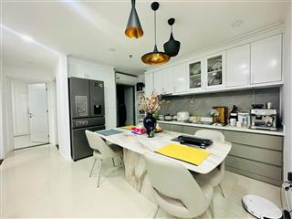 Bán gấp căn hộ cao cấp green view phú mỹ hưng q7  dt 118m2 giá 9.9 tỷ  0918 622 ***