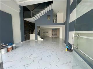 Bán gấp giá rẻ căn nhà phố hưng gia, 6m*18,5m, 3 lầu ngay mặt tiền đường số 2, phú mỹ hưng