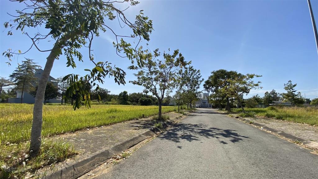 Hot hàng hiếm tại kdc phú xuân 47 triệu/m2 200m2 sổ đỏ riêng