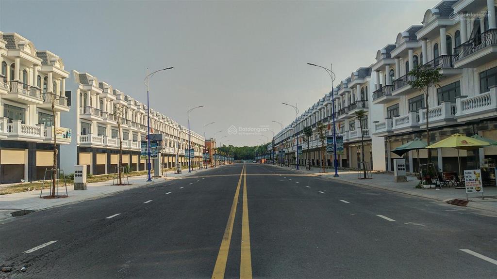 Nhà phố thăng long 2 central city  địa giới tphcm  căn gần cổng  nhà 3 tầng đẹp  sổ sẵn nhé