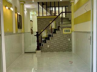 Cực hiếm! chỉ hơn 4t có nhà đẹp 3 tầng oto trương đình hội q8  4pn 3wc  mới vô ở ngay  xem ngay!