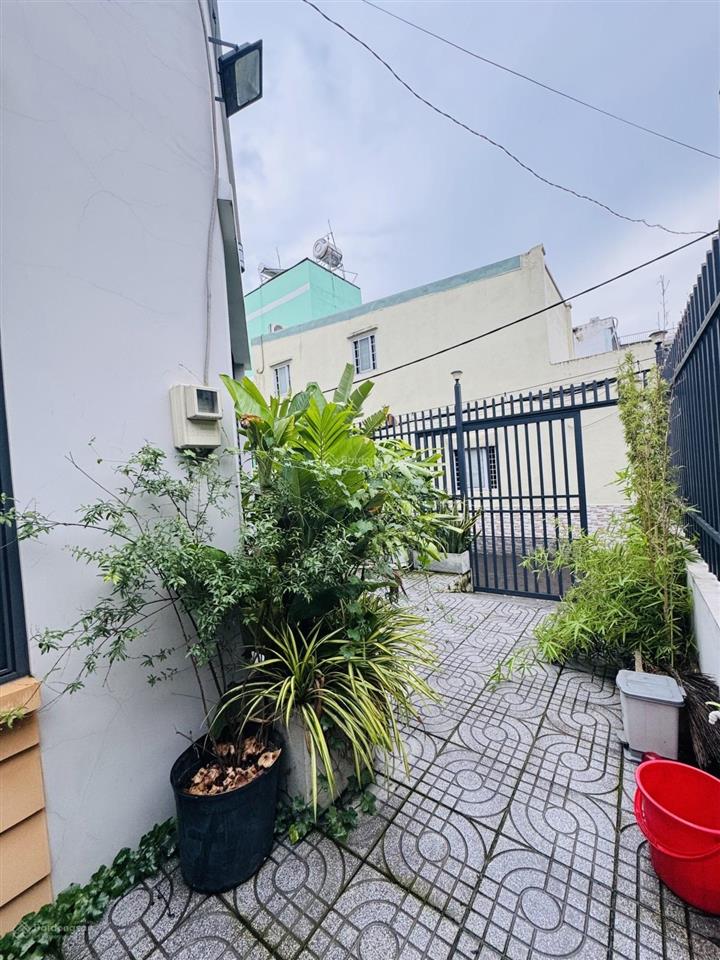 Hot! sát mặt tiền lê tấn bê  8x13 mini villas sân vườn chỉ 5.5t thương lượng xem ngay