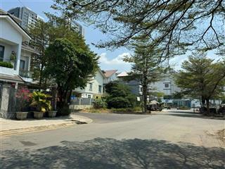 Kẹt tiền cần bán lô góc 2 mt đường lớn khu nghỉ ngơi giải trí ,ngay vivo city quận 7 giá 110triệu/m