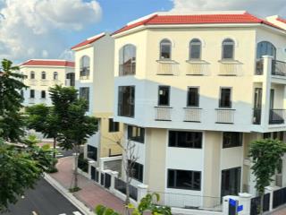 Duy nhất 1 căn 5*12 hướng đông. gía 7.5 tỷ, khu an ninh 24/7, sổ hồng riêng sẵn