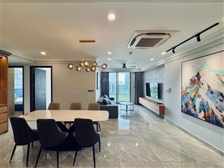 Bán căn hộ midtown m8 phú mỹ hưng lầu 15 căn góc