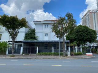 Cho thuê biệt thự căn góc nam viên, phú mỹ hưng, góc đường tân phú, nhà đẹp, thoáng 2 lầu, 91 tr/th