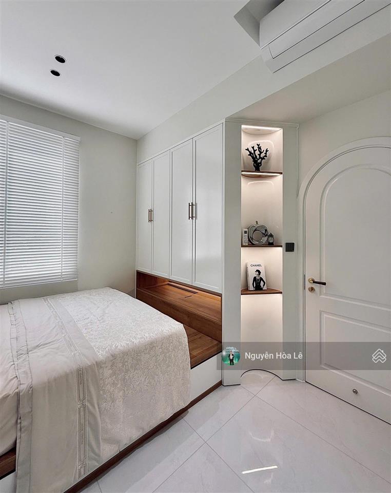 Bán căn hộ park view phú mỹ hưng căn góc. view công viên. dt 106.53m2