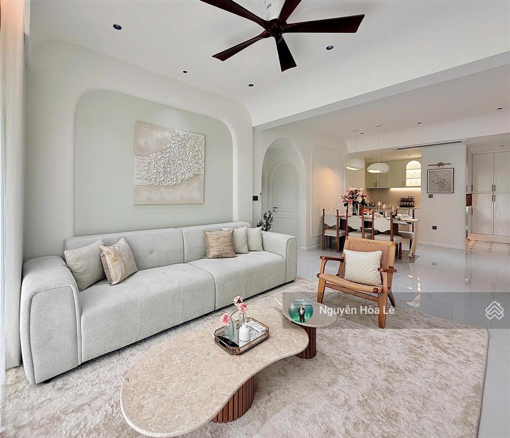 Bán căn hộ park view phú mỹ hưng căn góc. view công viên. dt 106.53m2