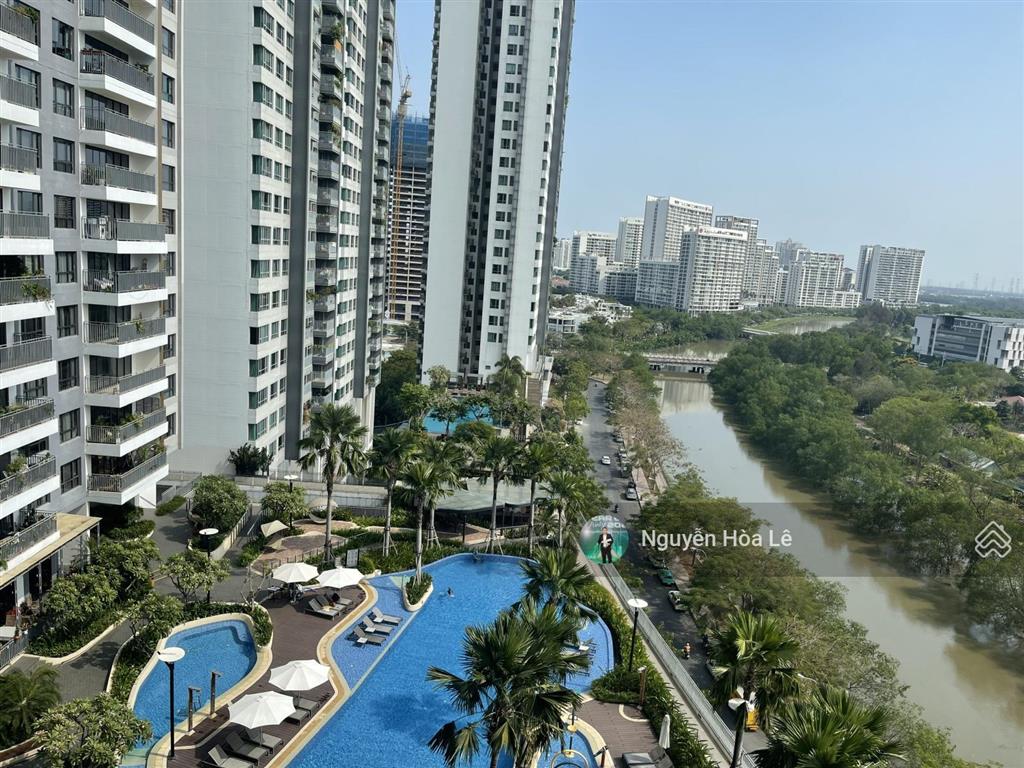 Cho thuê căn hộ riviera point quận 7 lầu 11 | full nt ban công rộng