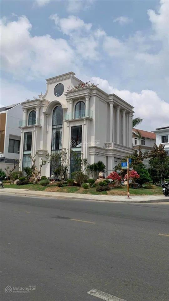 Bán biệt thự đơn lập nam thông 2 phú mỹ hưng | dt 370m2 | 3 mặt tiền | giá 165 tỷ