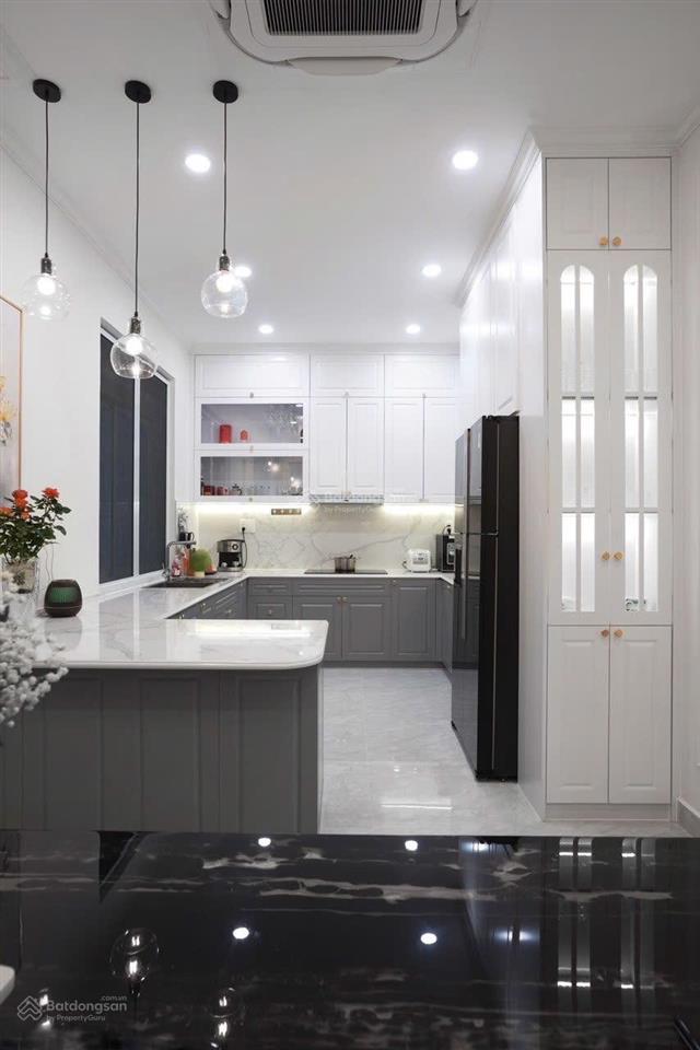 Cho thuê biệt thự mỹ thái 1c phú mỹ hưng | 126m2 | 4pn | giá 65tr/tháng
