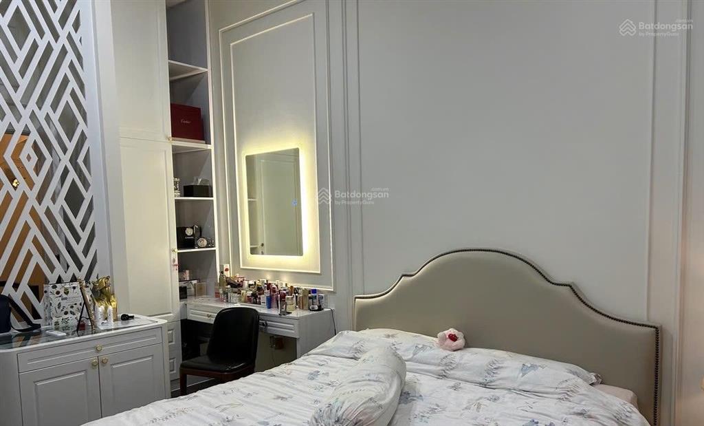 Cho thuê biệt thự mỹ thái 1c phú mỹ hưng | 126m2 | 4pn | giá 65tr/tháng