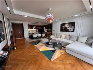 Bán căn hộ cao cấp garden plaza 1 phú mỹ hưng | 148m | view kênh đào | lầu 8