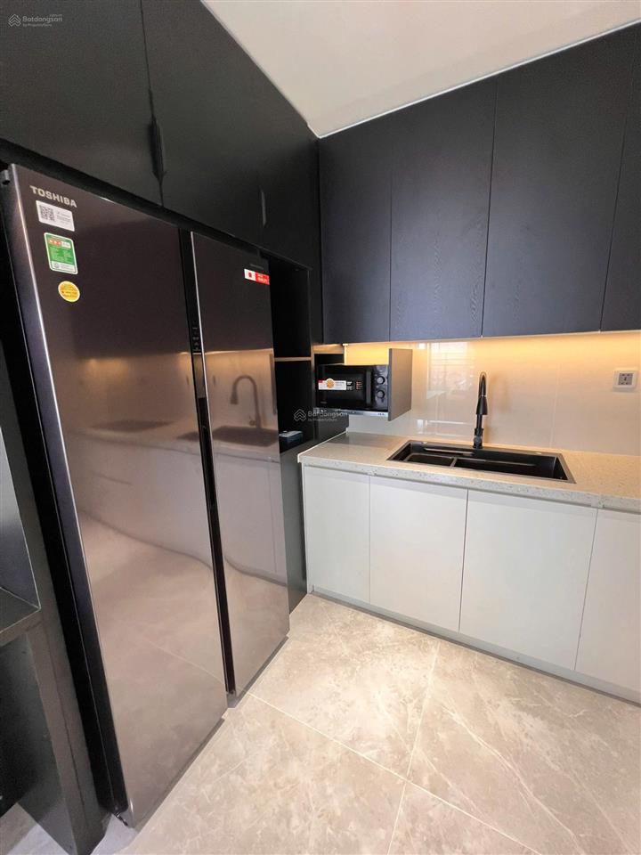 Cho thuê căn hộ midtown m8 phú mỹ hưng 82m2 | 2pn giá 32 triệu/tháng | lầu 18