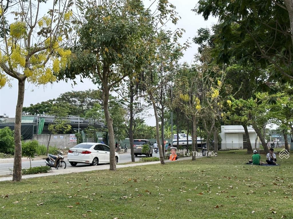 Cty cường thịnh  chuyên bán căn hộ belleza, dt 45m, 1 pn, 1 wc, giá 2,6 tỷ, sổ hồng