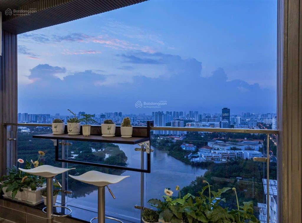 Bán riverside residence , block c, lầu cao  view trực diện sông. tốt nhất thị trường o9o6 772 5o8