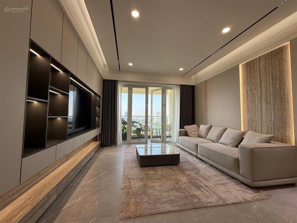 Bán căn hộ riverside residence, lầu cao view trực diện sông, 135m2, giá 15,1 tỷ.  0906 772 ***