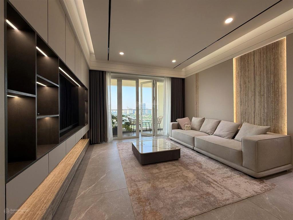Bán căn hộ riverside residence, lầu cao view trực diện sông, 135m2, giá 15,1 tỷ.  0906 772 ***