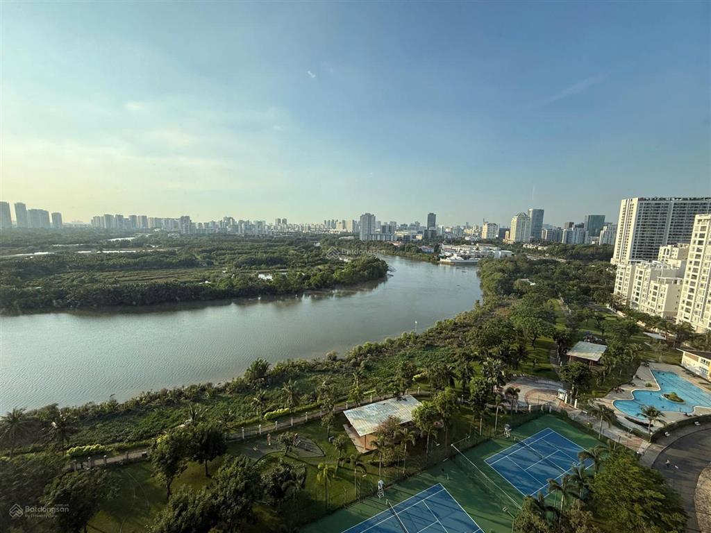 Bán căn hộ riverside residence, lầu cao view trực diện sông, 135m2, giá 15,1 tỷ.  0906 772 ***