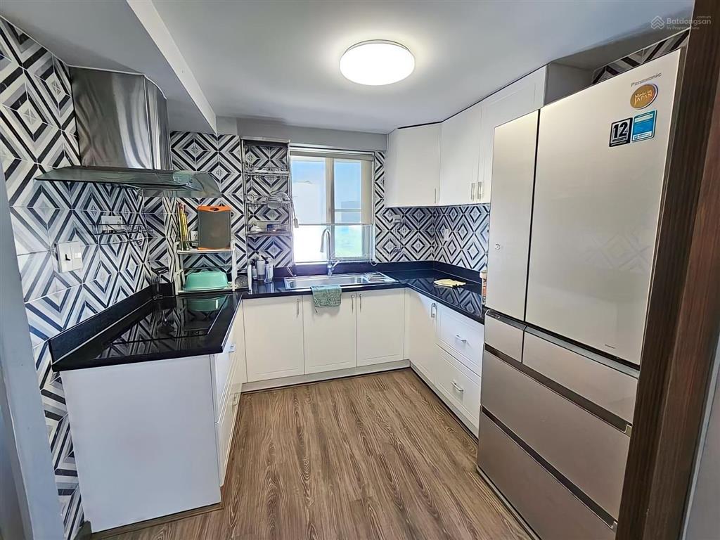 Bán căn hộ duplex mỹ khánh, phú mỹ hưng, 198m2, giá 14tỷ.  0906 772 *** mai thao