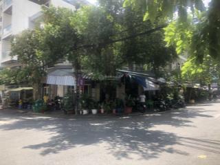 Bán nhà góc 2 mt đường 79, phường tân quy, q. 7, dt 7x15m, 2 tầng