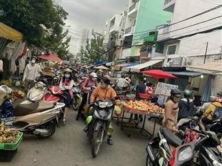 Bán nhà mặt tiền đường số 17 vị trí ngay chợ tân quy quận 7. dt 4.3x19m trệt 2 lầu sân thượng