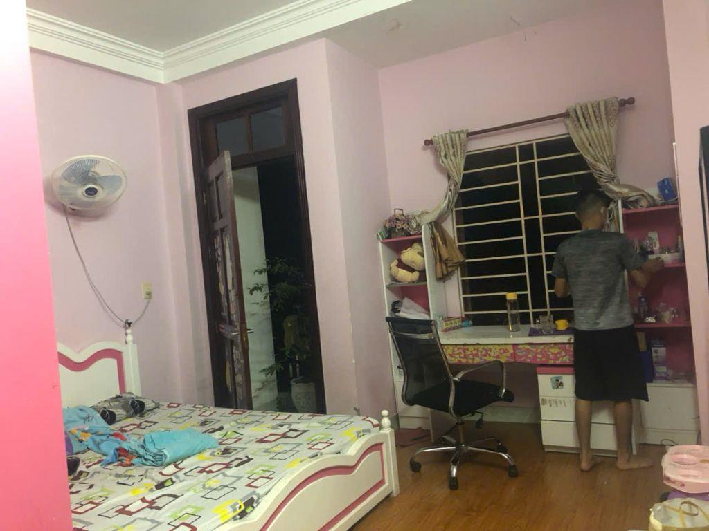 nhà 4x18m trệt 2 lầu st Đường 13 Phường Tân kiểng Q7