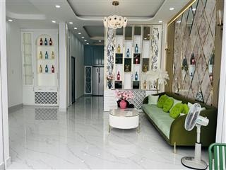 Bán biệt thự mini đường phạm hữu lầu, nhà 1 trệt 2 lầu có sân rộng rãi, có phòng ngủ tầng trệt