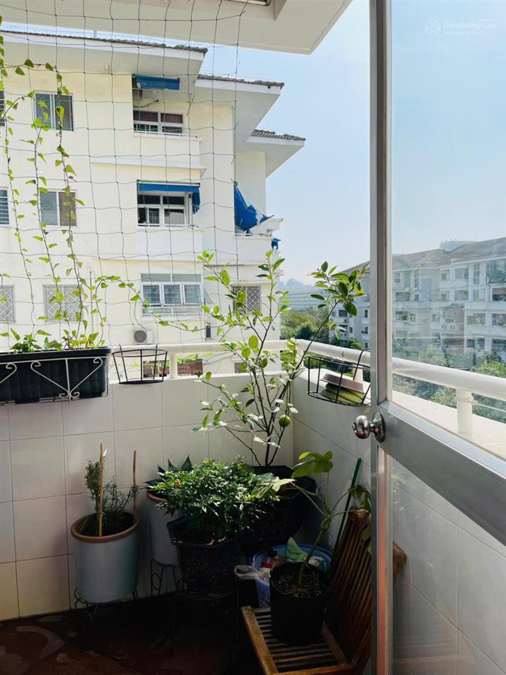 Bán căn hộ kiểu c, 63m2 2pn 2wc lầu cao, view đẹp nhà đẹp 0909 664 ***
