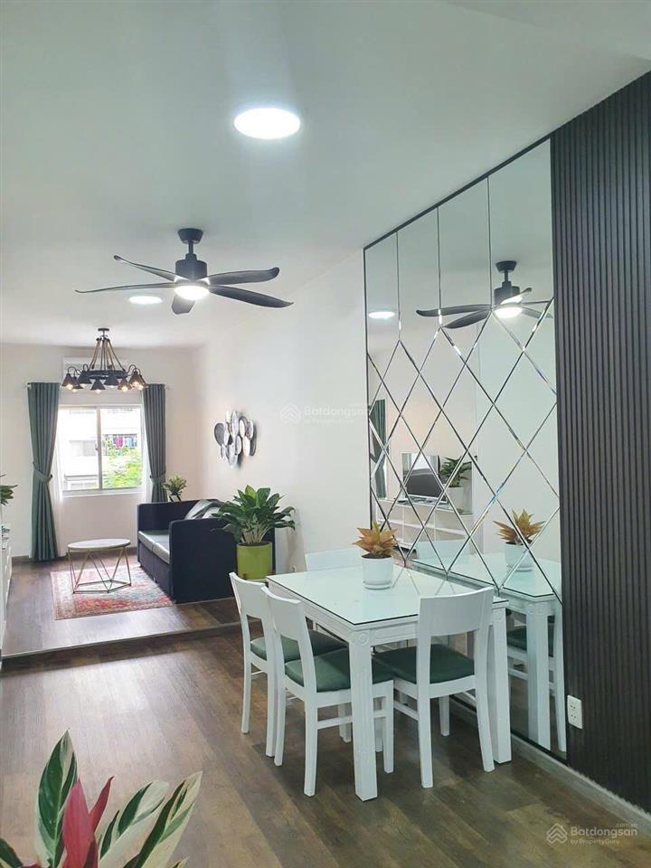 Bán căn góc chung cư hưng vượng 3 nguyễn văn linh, 4,5 tỷ, dt sàn 96, 2pn, 2wc giá tốt 0909 664 ***