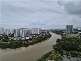 Bán gấp căn hộ 2pn, 2wc, 136m2 tại riverpark premier, giá 16,5 tỷ  0909 664 ***