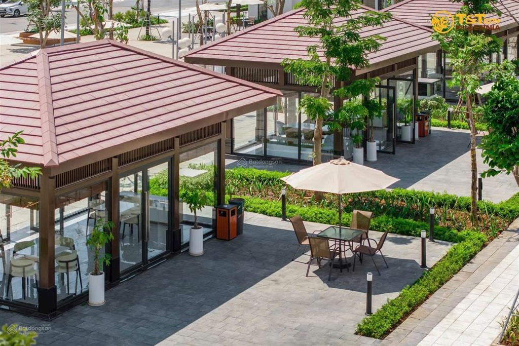 Căn góc 2 mặt tiền lớn nhà phố t&t city millennia  142m2 đất, sau lưng nhà là công viên lớn