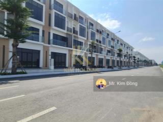 Shop sh26 đường lớn 4,5 tầng  đường thái sơn 2 || giá tốt 6.45 tỷ  hđmb sẵn công chứng ngay.