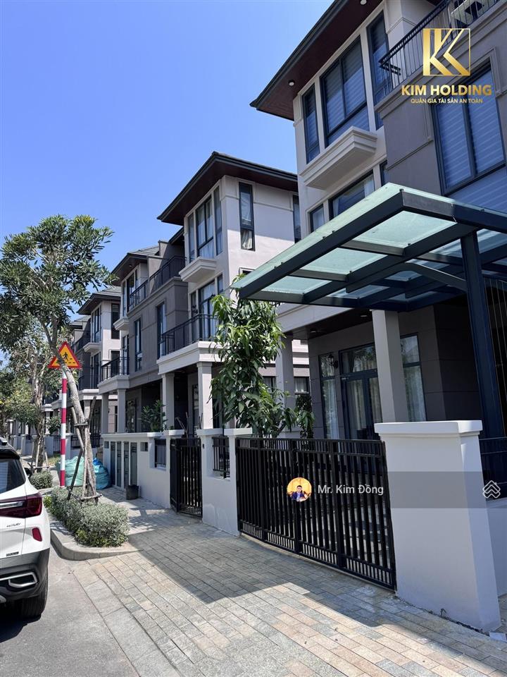 1 căn song lập 162m2 view công viên, bàn giao hoàn thiện ở ngay, giá tốt nhất năm 2025