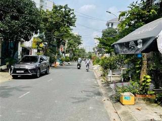 Nhà mặt tiền đường số tân quy rộng 14m quận 7  dt 72m  tk 4 tầng  4pn  đủ nội thất giá 16,5 tỷ