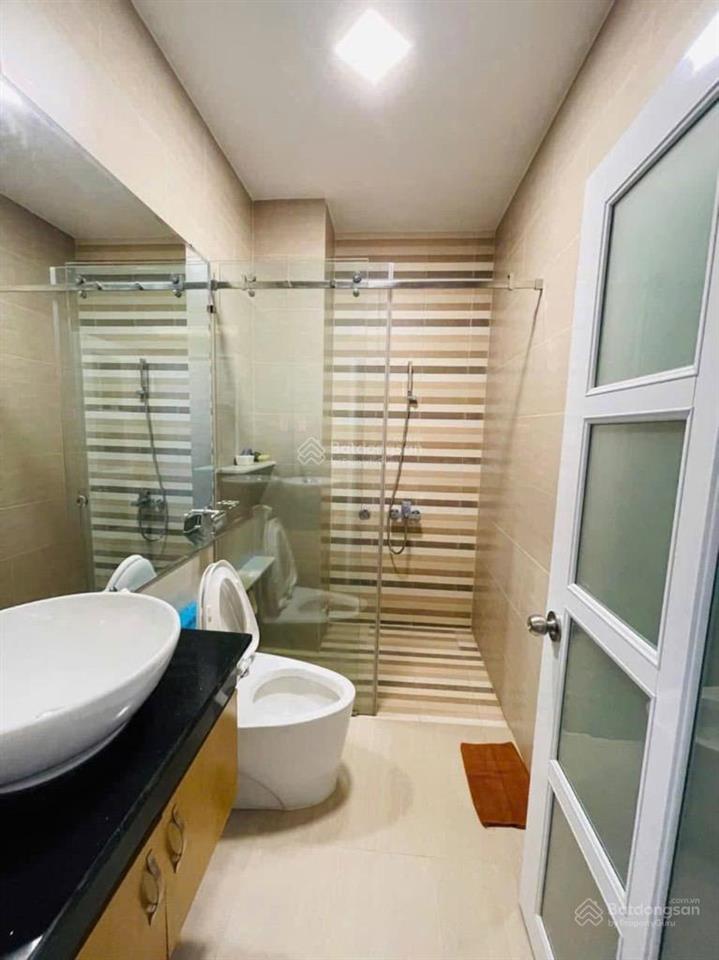 Nhà mặt tiền đường số tân quy rộng 14m quận 7  dt 72m  tk 4 tầng  4pn  đủ nội thất giá 16,5 tỷ