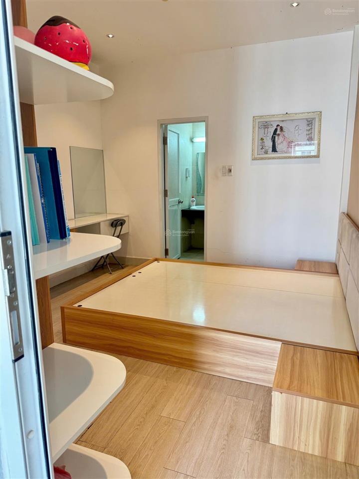 Bán căn hộ tara quận 8 diện tích 81m2 (2pn, 2wc) giá 3.990 tỷ  0938 355 *** xem nhà