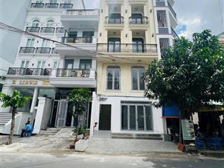 Bán căn hộ dịch vụ mặt tiền đường số, tân quy, quận 7  doanh thu ổn định, giá tốt