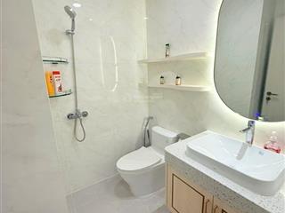 Cần cho thuê penthouse  phú mỹ hưng q7