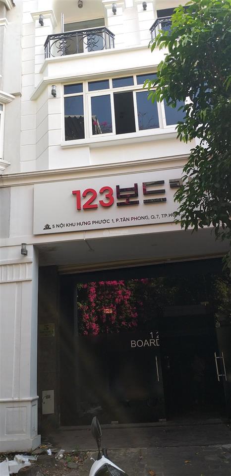 Cho thuê nhà bùi bằng đoàn, pmh q7. 6 x 18,5m 3 lầu. giá 32 tr/th.  đăng khôi 0961 830 ***