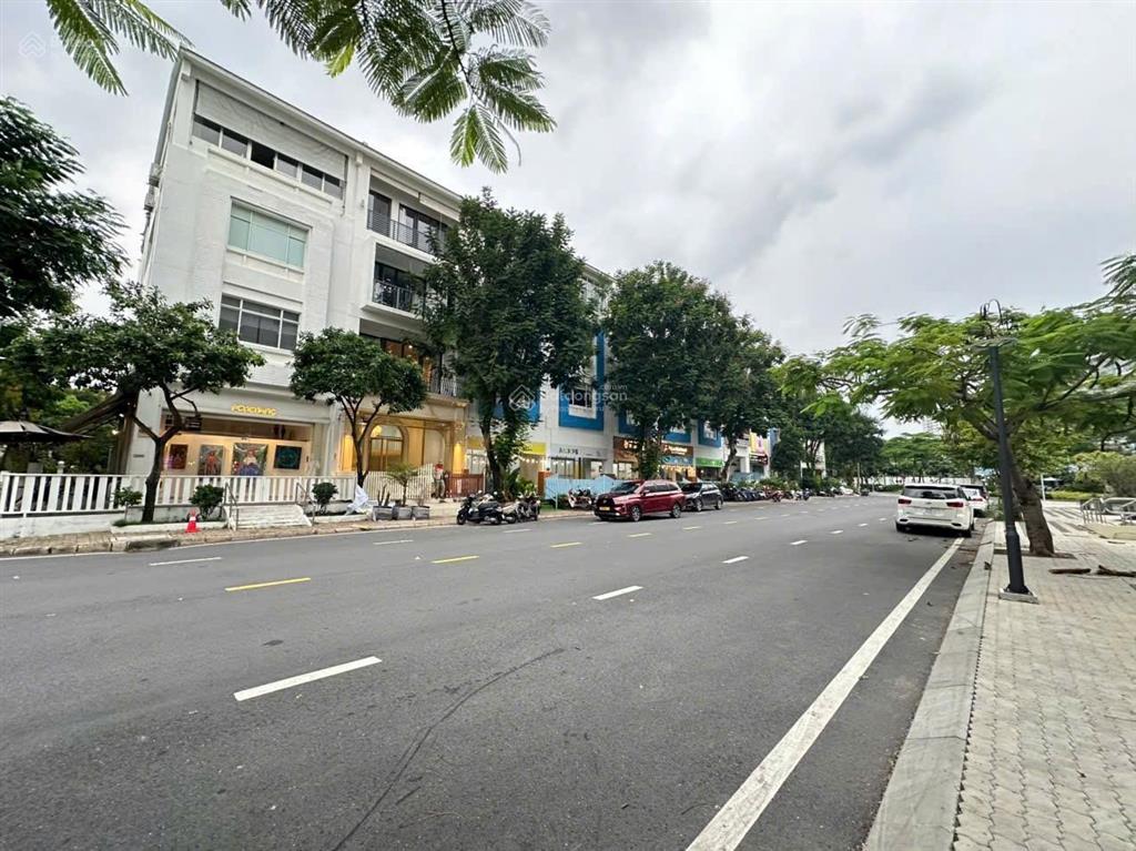 Nhà phố kd mặt tiền lý long tường pmh q7 6x18.5m. 5 tầng thang máy st. giá bán 55 tỷ tl. 0961 830 ***