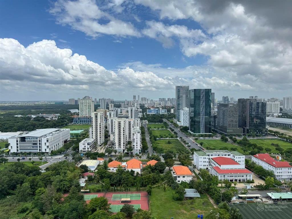 Biệt thự góc 2 mặt tiền lý long tường và nguyễn cao. phú mỹ hưng q7, 306m2, 174.990 tỷ, 0961 830 ***