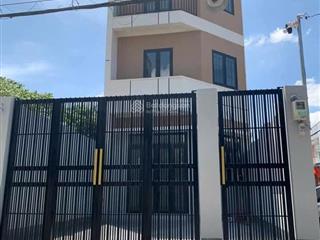 Nhà mặt phố căn góc tại kdc trường lưu, giá 9 tỷ giảm còn7,9 tỷ, 110m2, view đẹp , ngay vành đai 3