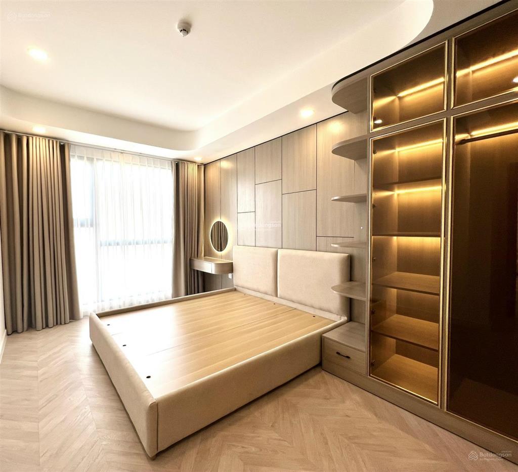 Cần cho thuê nhanh căn hộ urban hill, pmh, q7 nhà đẹp, giá tốt.  0917 300 *** (ms. hằng)